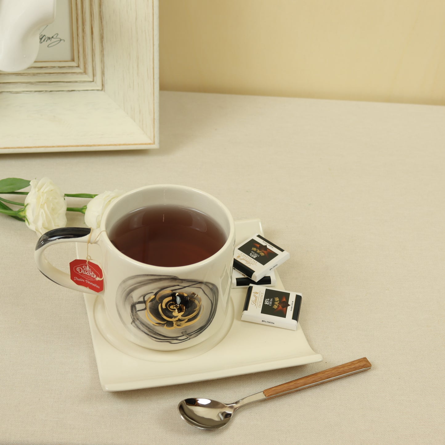 caneca flores 579