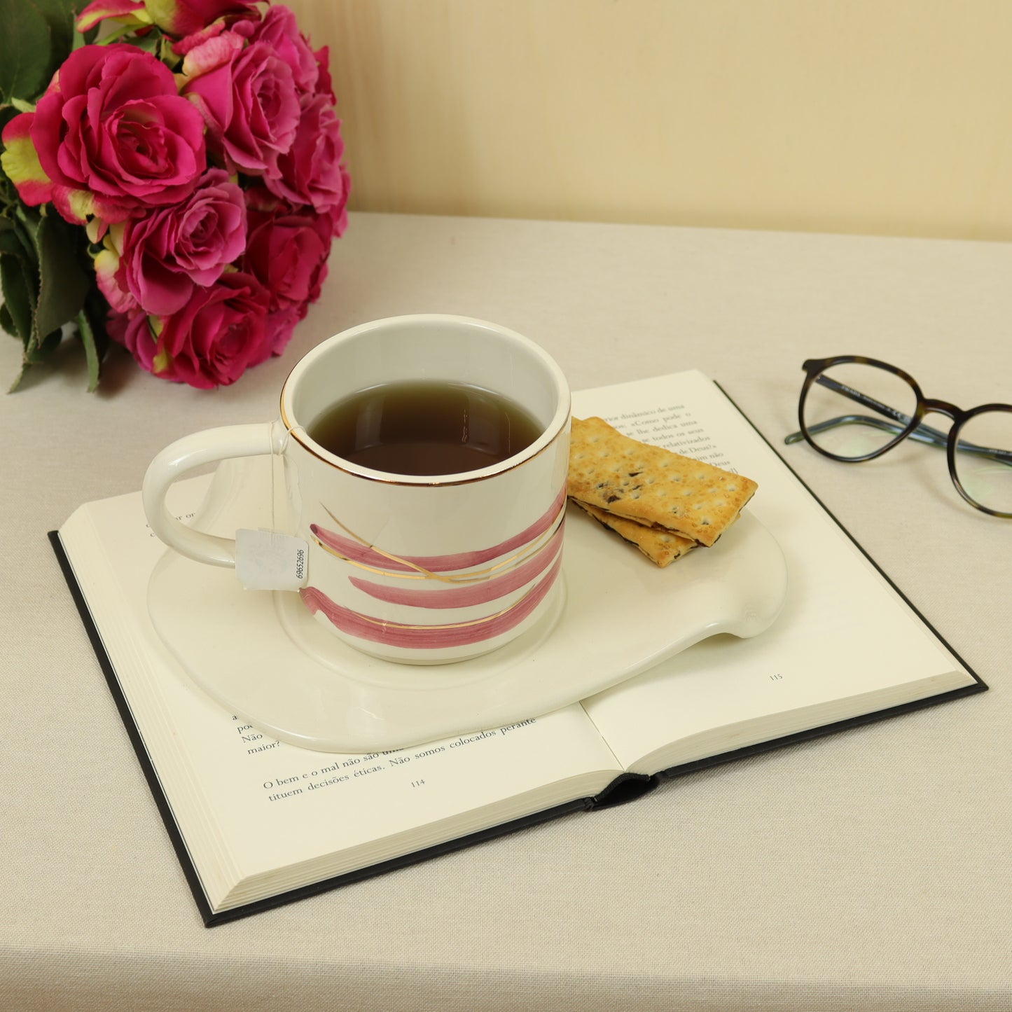 caneca rosa 382