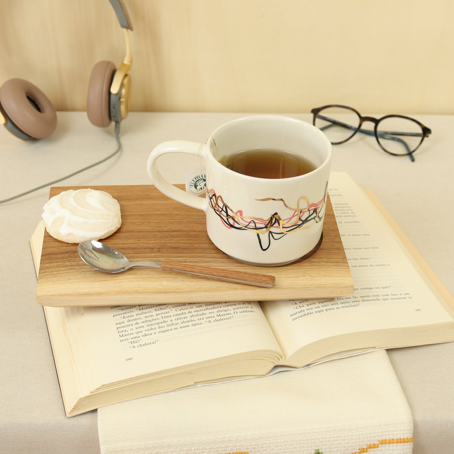 caneca rosa 590