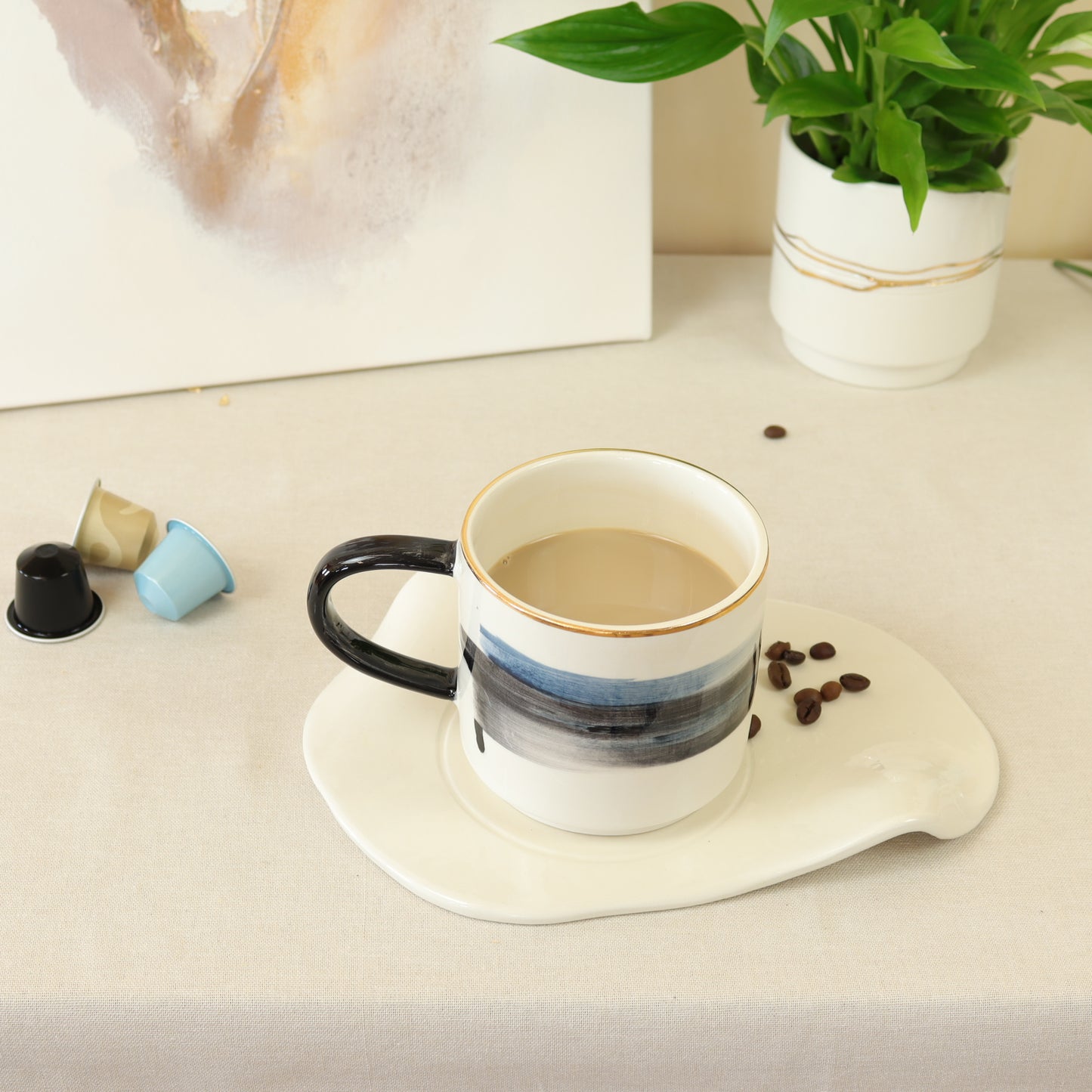 taza abstracta negra 397