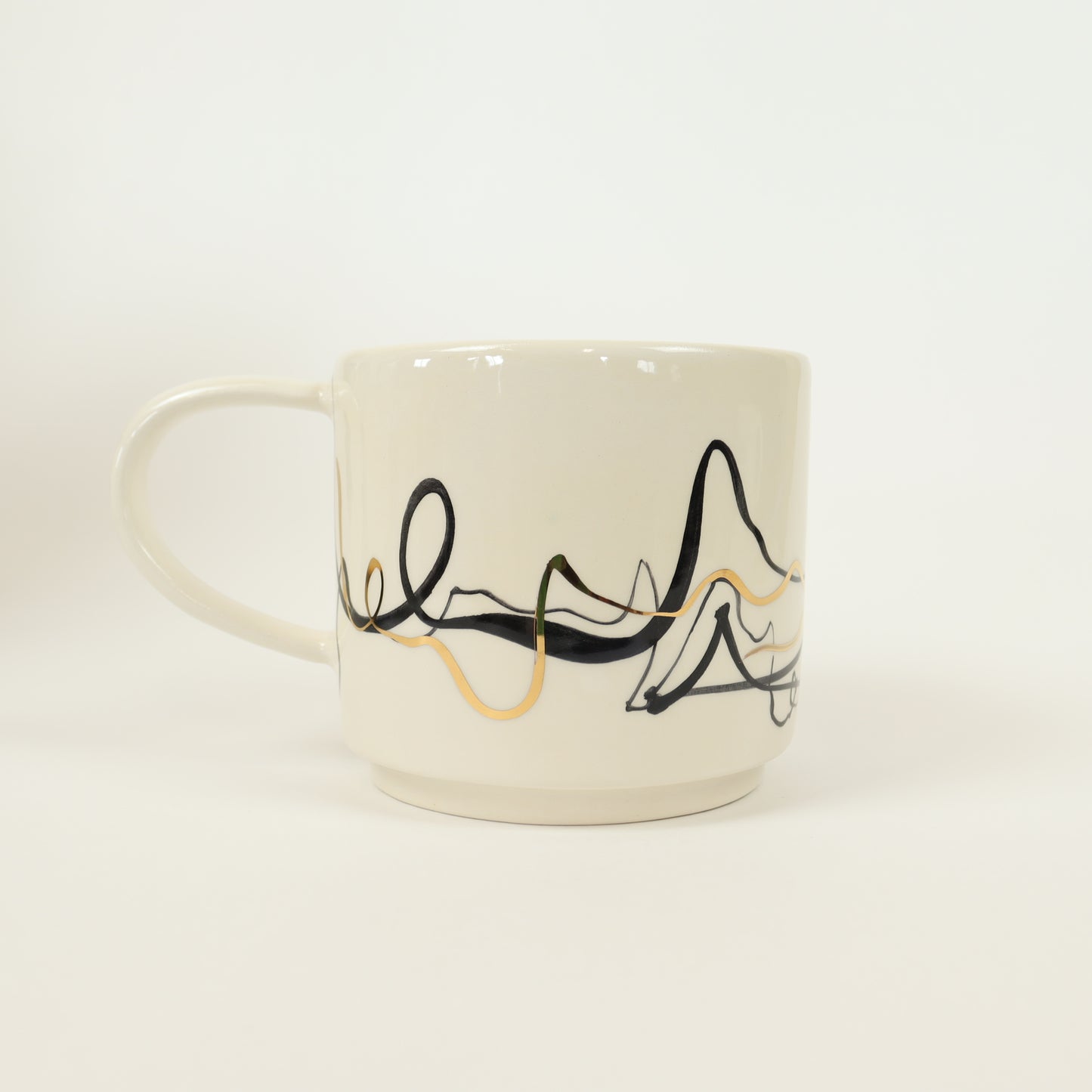 Taza abstracta negra 573