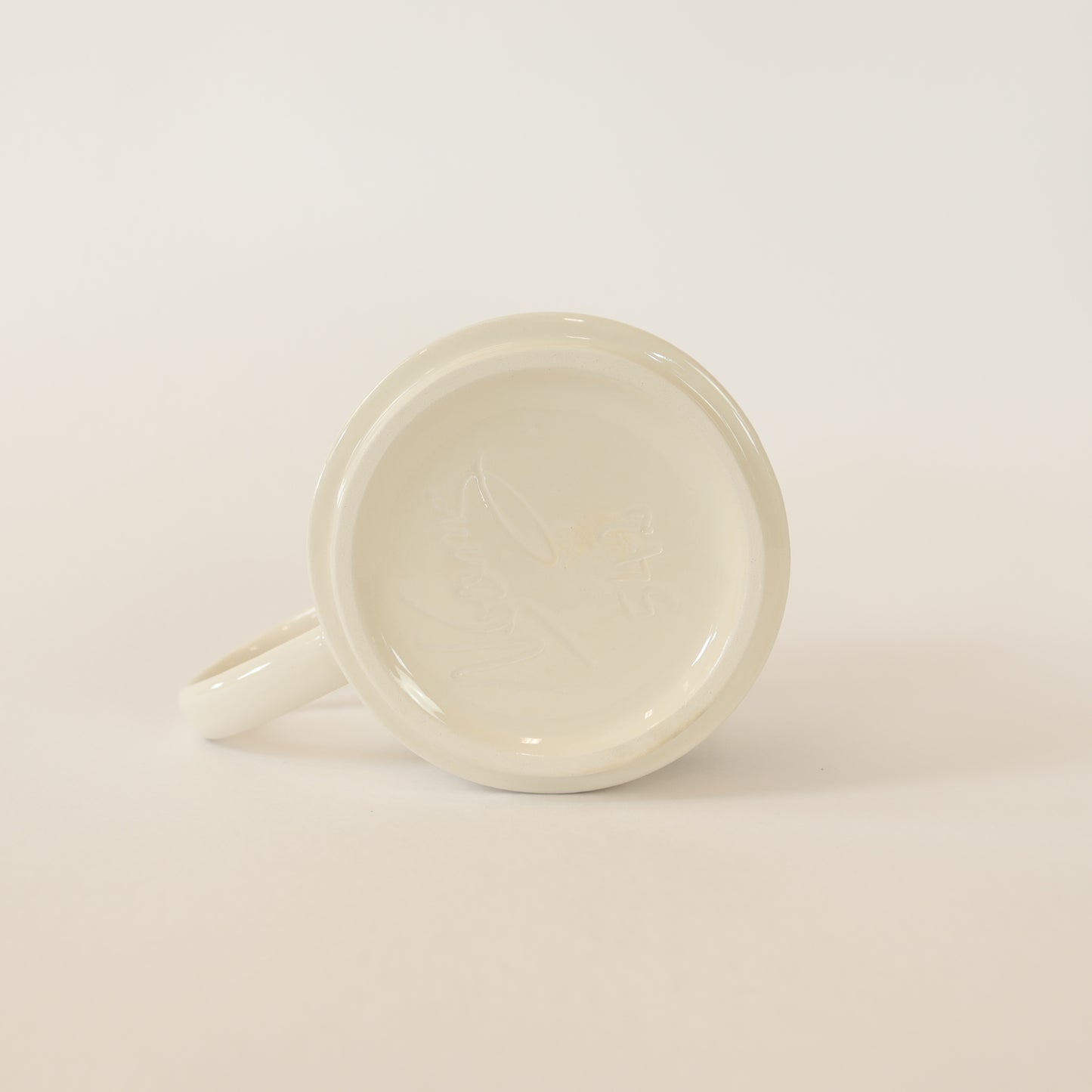 Taza abstracta negra 542