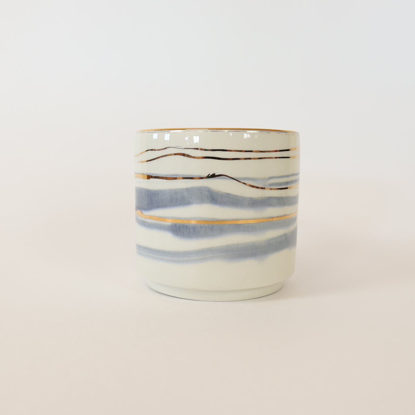 caneca azul 017