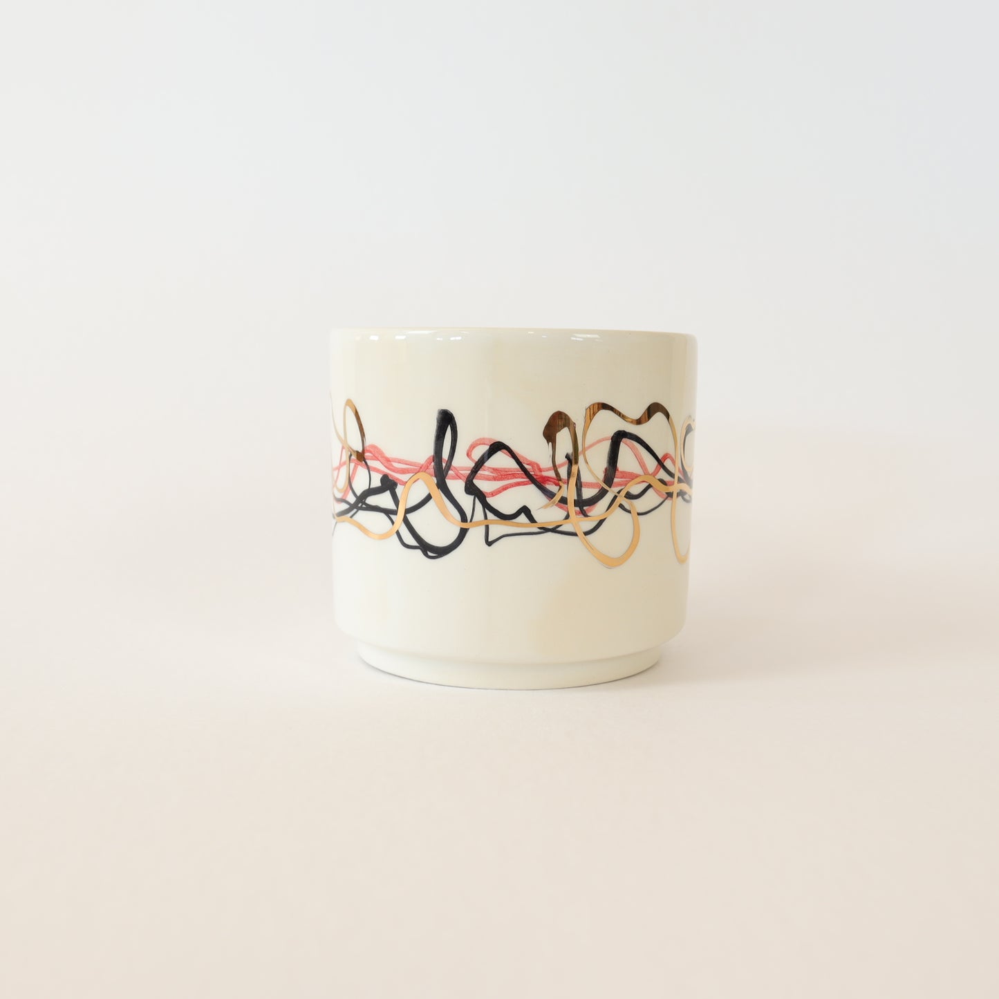 caneca rosa 590