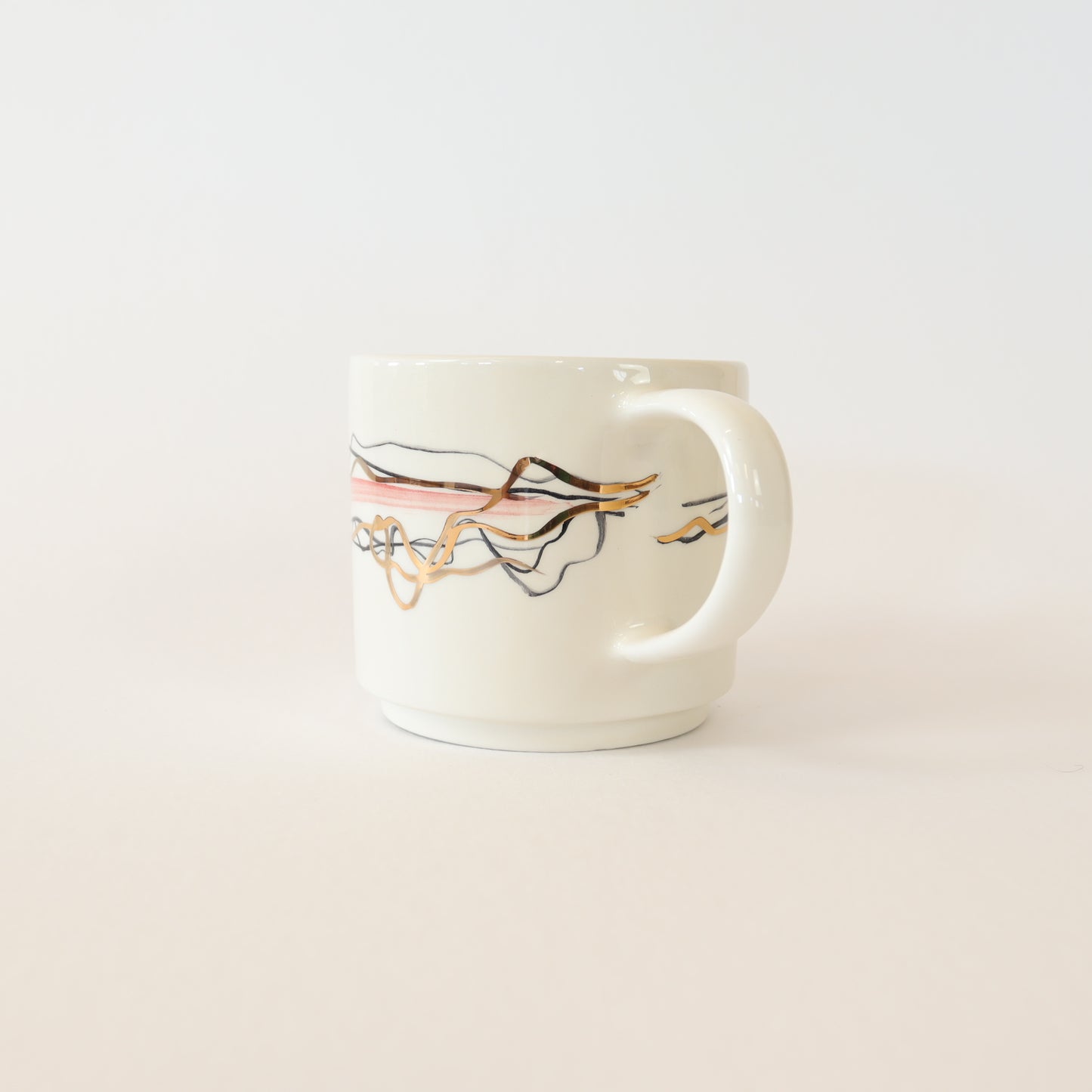caneca vermelha 562