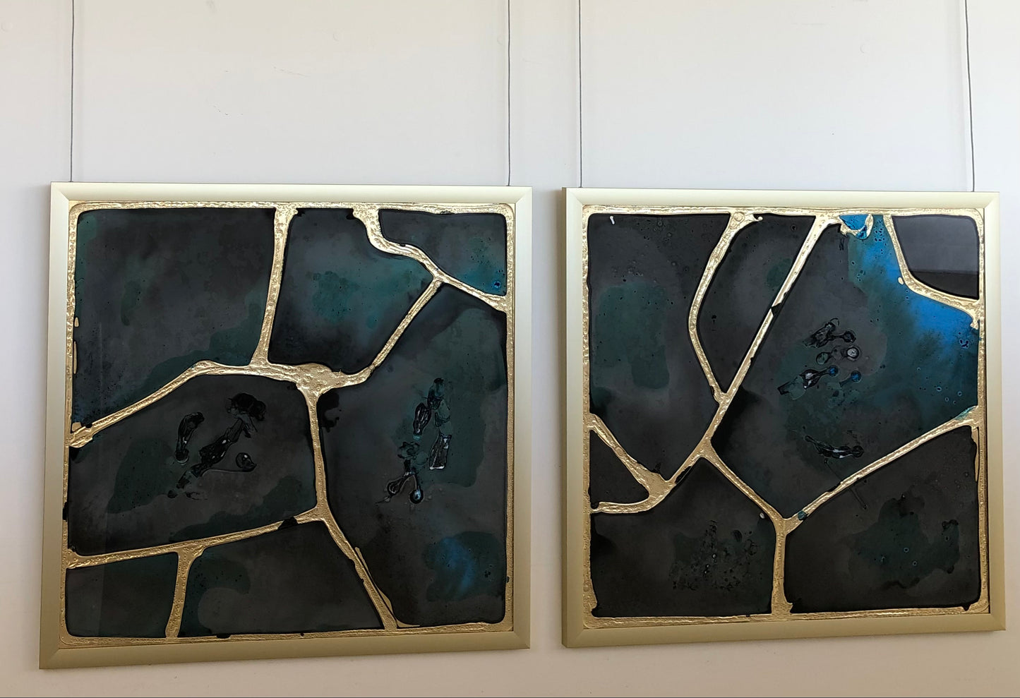 64 x 60 cm Ref. 48305-48306