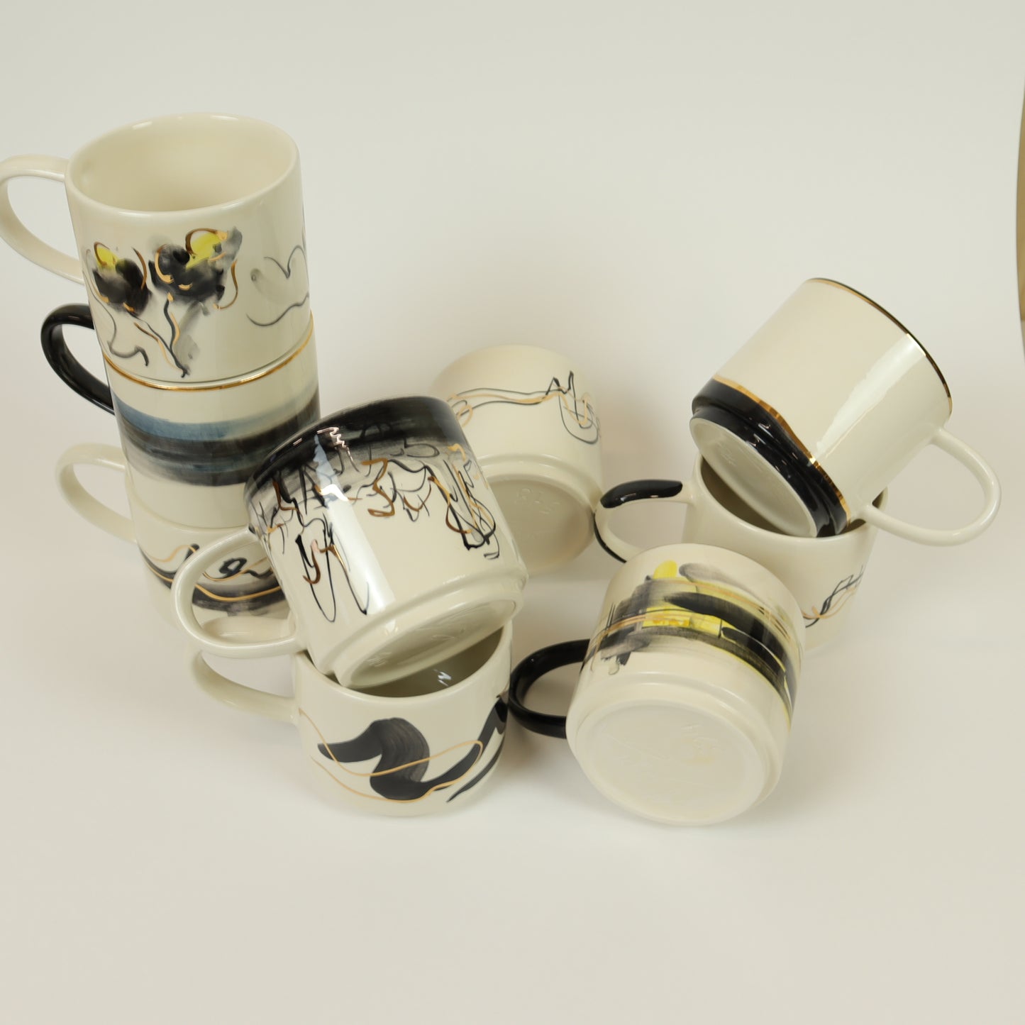 caneca abstrato preto 589